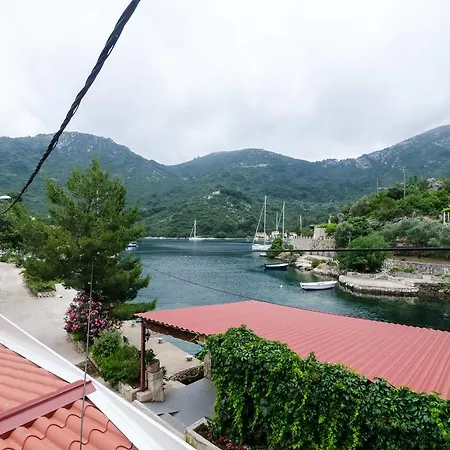 Apartments Porto Della Vita Okuklje Exterior photo