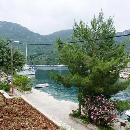 Apartments Porto Della Vita Okuklje Exterior photo