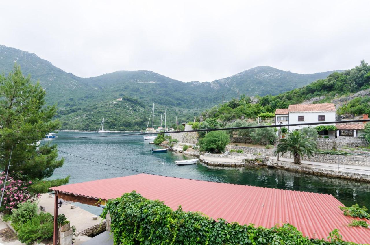 Porto Della Apartment *